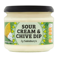 Soured cream and chive dip
